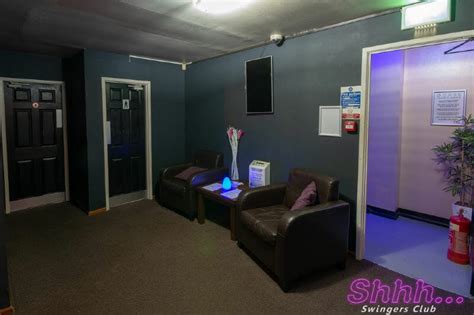 swinger local|VENUE INFO